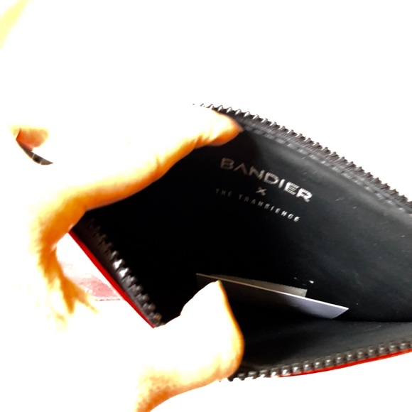 NWT Bandier Red Foil Leather Pouch - Picture 2 of 3